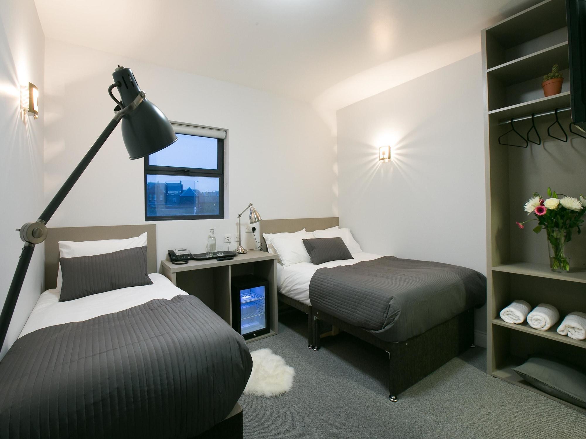 Belvilla Ilford Hill Hotel London Exterior foto