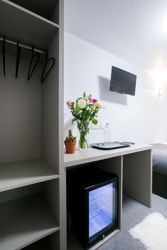 Belvilla Ilford Hill Hotel London Exterior foto